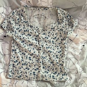 aeropostale small women’s floral crop short sleeve